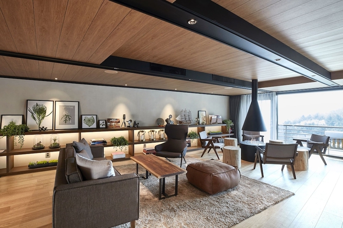 Imagen de los interiores del Hotel Walkerhill Douglas House. Foto 19