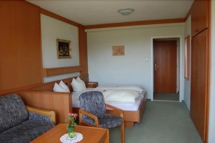 Imagen de la habitación del Hotel Walkner. Foto 10