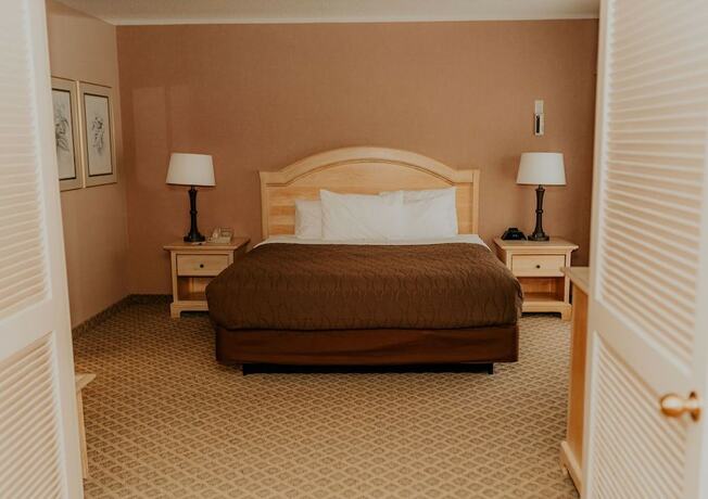 Imagen de la habitación del Hotel Wallace Inn. Foto 18