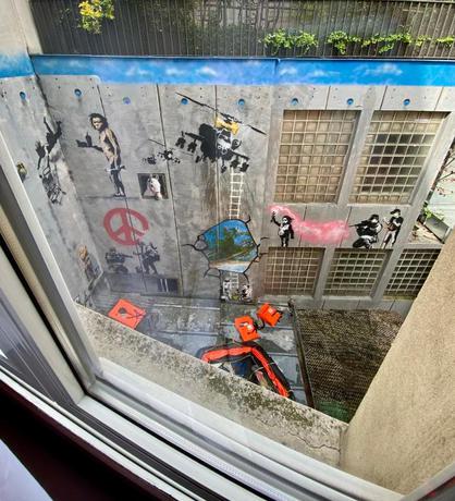 Imagen de los exteriores del Hotel Walled off Paris. Foto 5