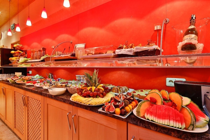 Imagen del bar/restaurante del Hotel Wallis. Foto 2