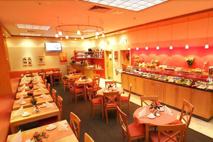 Imagen del bar/restaurante del Hotel Wallis. Foto 3