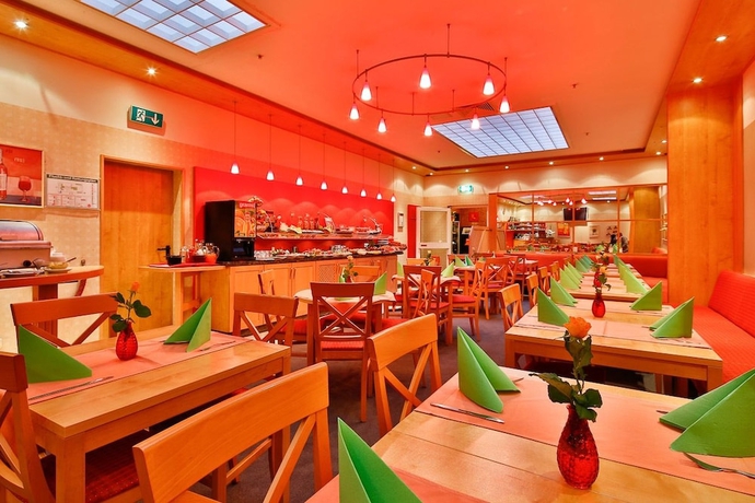 Imagen del bar/restaurante del Hotel Wallis. Foto 4