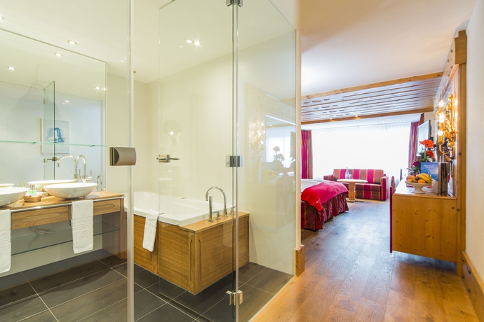 Imagen de la habitación del Hotel Walliserhof Grand and Spa. Foto 3