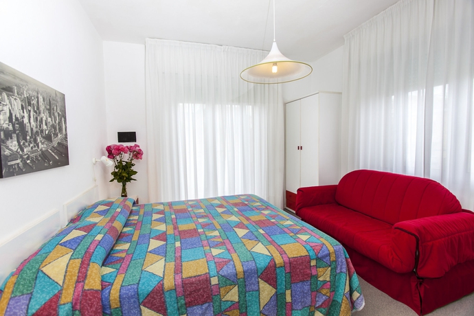 Imagen de la habitación del Hotel Wally. Foto 6