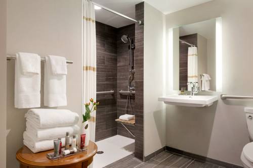 Imagen de la habitación del Hotel Walnut Creek Marriott. Foto 8