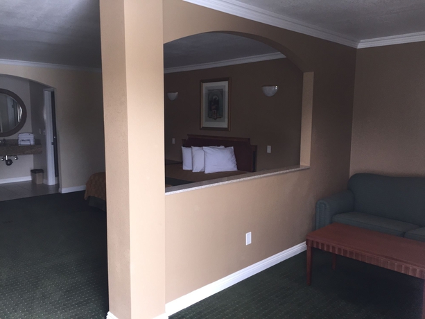Imagen de la habitación del Hotel Walnut Inn and Suites West Covina. Foto 4