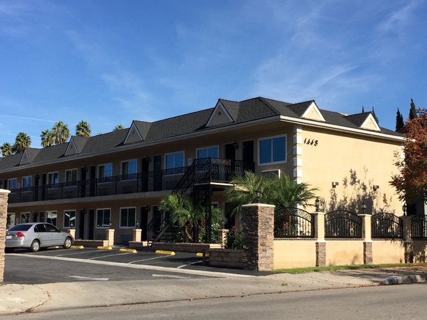 Imagen general del Hotel Walnut Inn and Suites West Covina. Foto 2