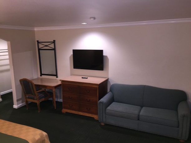 Imagen de la habitación del Hotel Walnut Inn and Suites West Covina. Foto 10