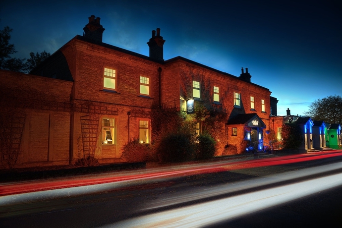 Imagen general del Hotel Walnut Tree Inn. Foto 1