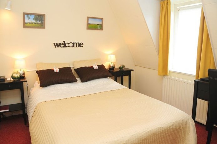 Imagen de la habitación del Hotel Walram. Foto 3