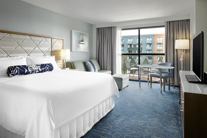 Imagen de la habitación del Hotel Walt Disney World Swan Resort. Foto 6