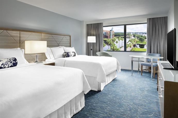 Imagen de la habitación del Hotel Walt Disney World Swan Resort. Foto 7