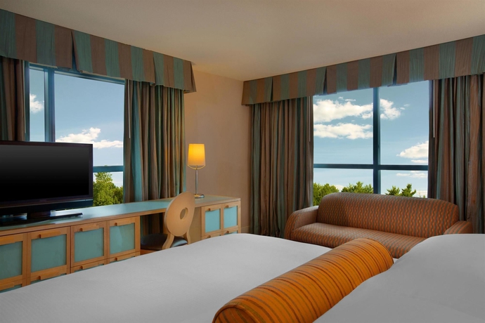 Imagen de la habitación del Hotel Walt Disney World Swan and Dolphin. Foto 7