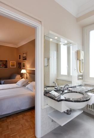 Imagen de la habitación del Hotel Walter Au Lac. Foto 2