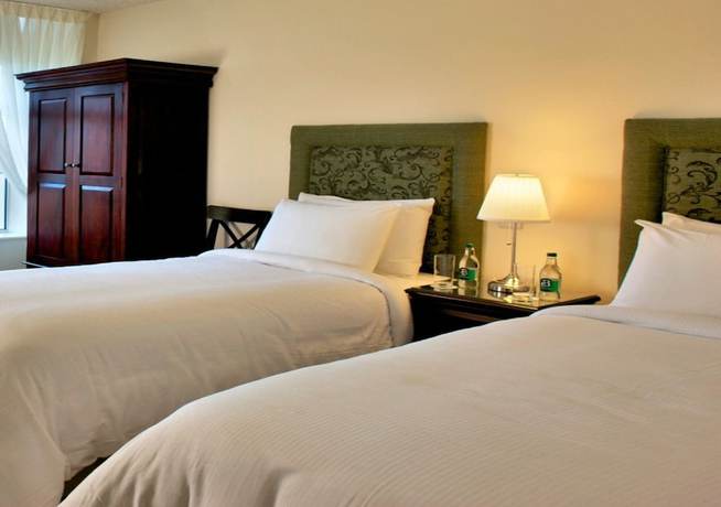 Imagen de la habitación del Hotel Walter Raleigh. Foto 12