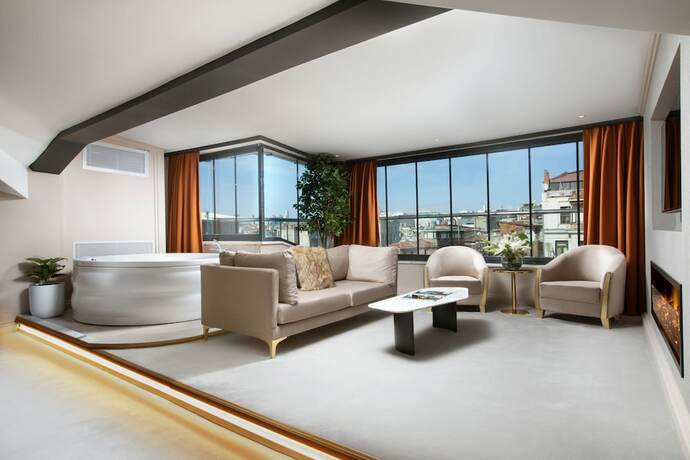 Imagen general del Hotel Walton Gardens Pera. Foto 7