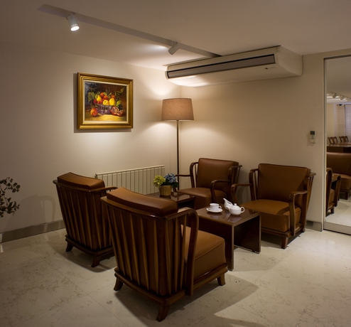 Imagen de los interiores del Hotel Wame Suite. Foto 13