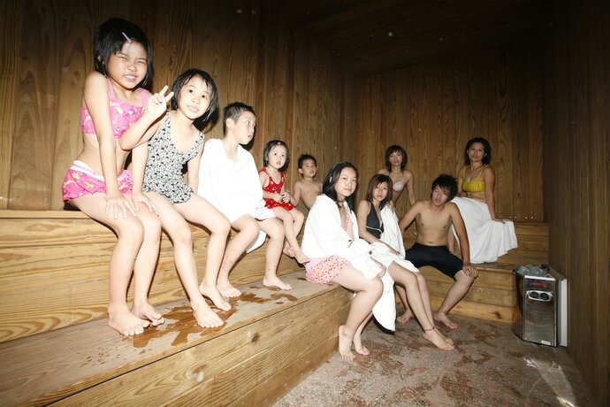 Imagen de los interiores del Hotel Wan Jin Hot Spring. Foto 30