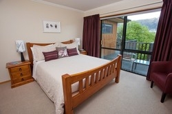 Imagen de la habitación del Hotel Wanaka Springs Lodge. Foto 3