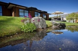 Imagen de los exteriores del Hotel Wanaka Springs Lodge. Foto 5