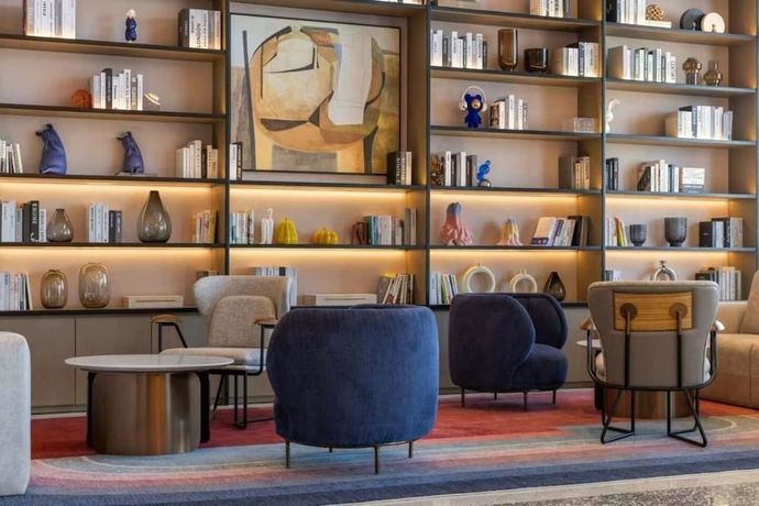 Imagen de los interiores del Hotel Wanda Moments Luoyang. Foto 10