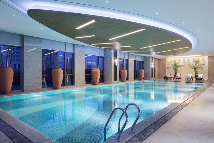 Imagen de la piscina del Hotel Wanda Realm Changzhou. Foto 14