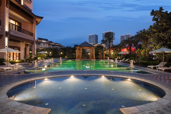 Imagen de la piscina del Hotel Wanda Realm Guangzhou Huadu. Foto 19