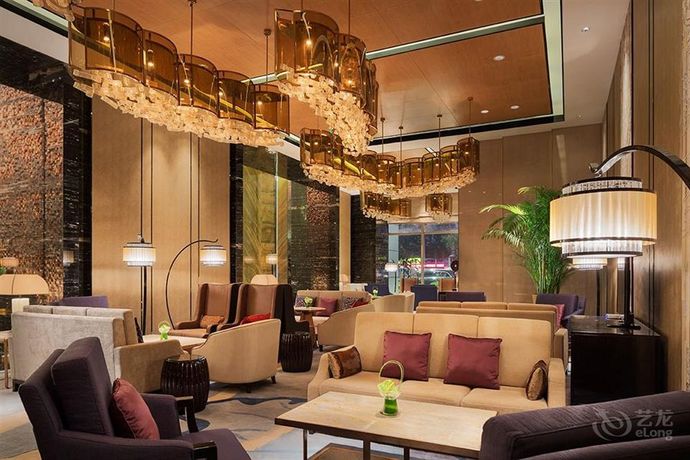 Imagen de los interiores del Hotel Wanda Realm Jining. Foto 13