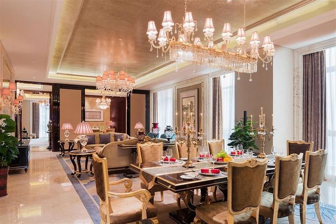 Imagen del bar/restaurante del Hotel Wanda Realm Jining. Foto 4