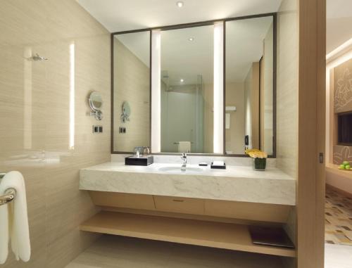Imagen de la habitación del Hotel Wanda Realm Resort Nanchang. Foto 7