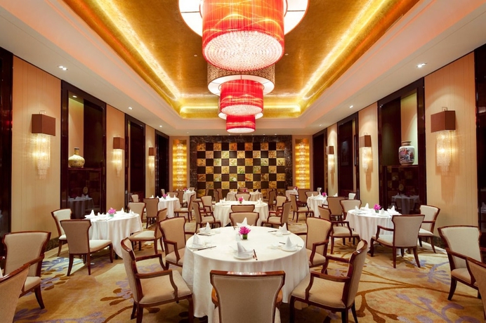 Imagen del bar/restaurante del Hotel Wanda Realm Taizhou. Foto 3