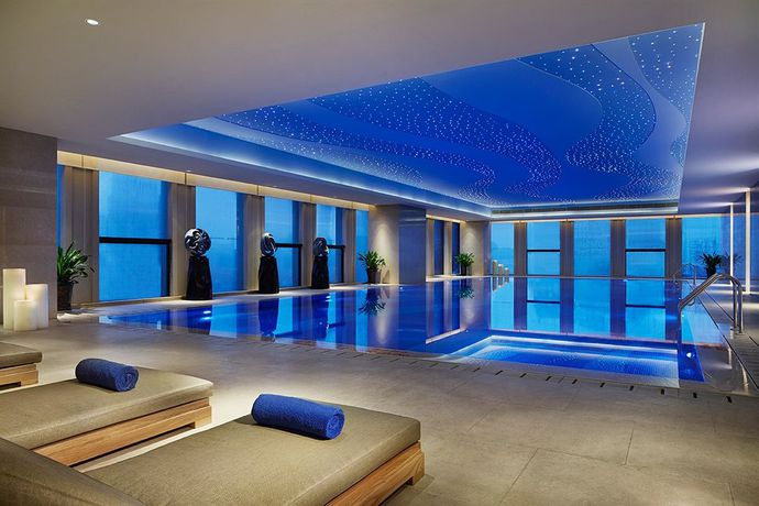 Imagen de la piscina del Hotel Wanda Realm Zhangzhou. Foto 15
