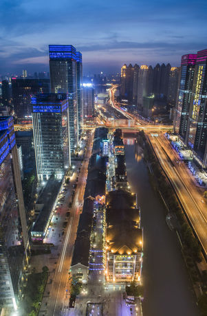 Imagen de los exteriores del Hotel Wanda Reign Wuhan. Foto 9