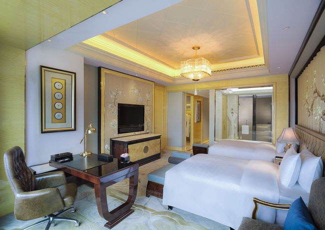 Imagen de la habitación del Hotel Wanda Reign Wuhan. Foto 7