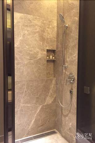 Imagen de la habitación del Hotel Wanda Vista Kunming. Foto 11