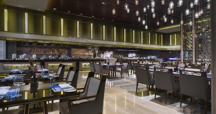 Imagen del bar/restaurante del Hotel Wanda Vista Lanzhou. Foto 7