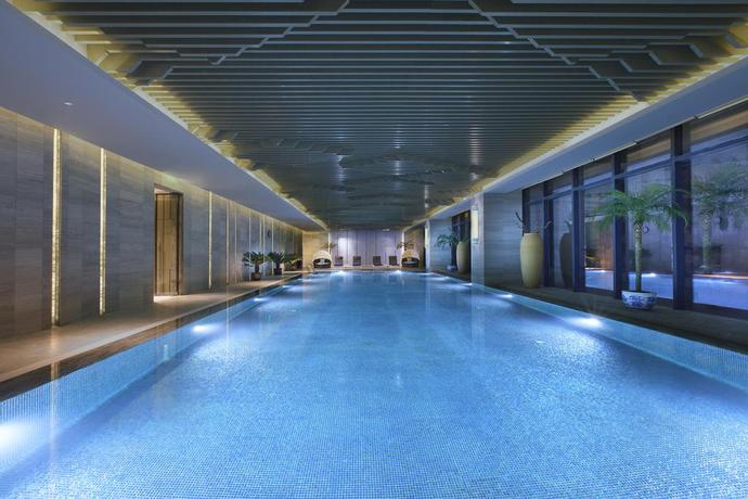 Imagen de la piscina del Hotel Wanda Vista Lanzhou. Foto 19