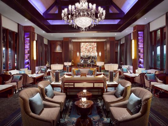 Imagen del bar/restaurante del Hotel Wanda Vista Resort Xishuangbanna. Foto 5