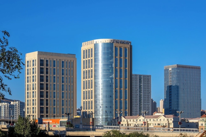 Imagen general del Hotel Wanda Yuehua Urumqi Railway. Foto 1