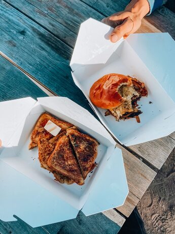 Imagen general del Hotel Wander Camp Glacier. Foto 6