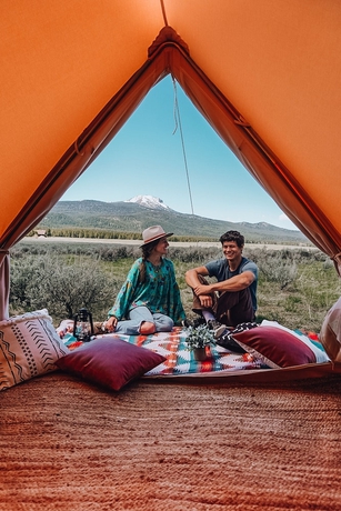 Imagen de la habitación del Hotel Wander Camp Yellowstone Island Park. Foto 8