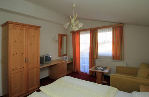 Imagen de la habitación del Hotel Wanderhotel Erika. Foto 3