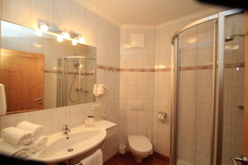 Imagen de la habitación del Hotel Wanderhotel Erika. Foto 8