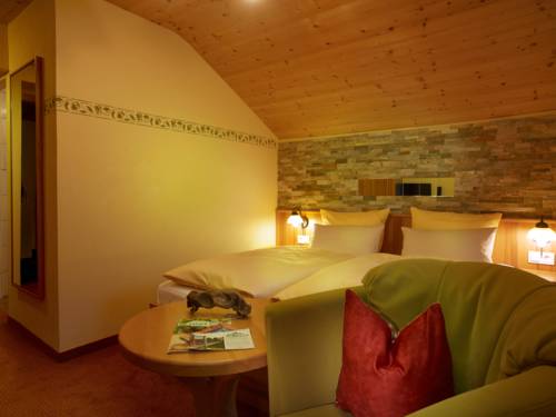 Imagen de la habitación del Hotel Wanderhotel Gr&uuml;ner Baum. Foto 3