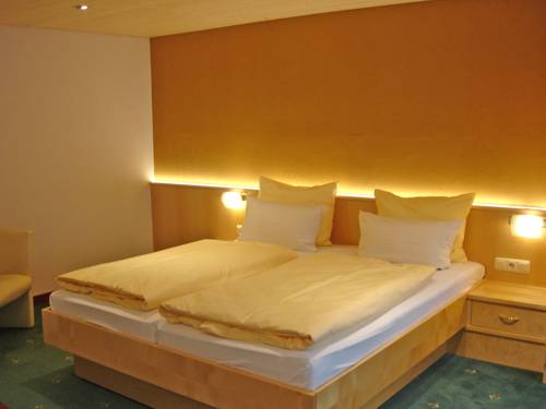 Imagen de la habitación del Hotel Wanderhotel Gr&uuml;ner Baum. Foto 5