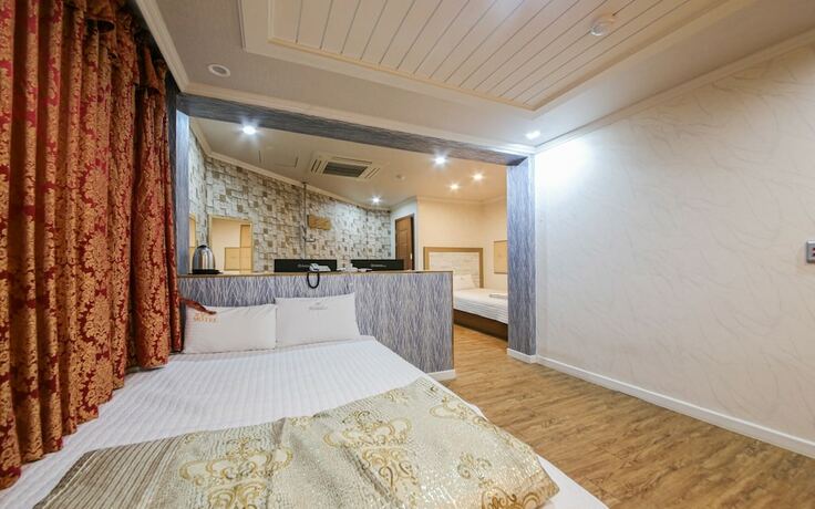 Imagen de la habitación del Hotel Wando Romance. Foto 5