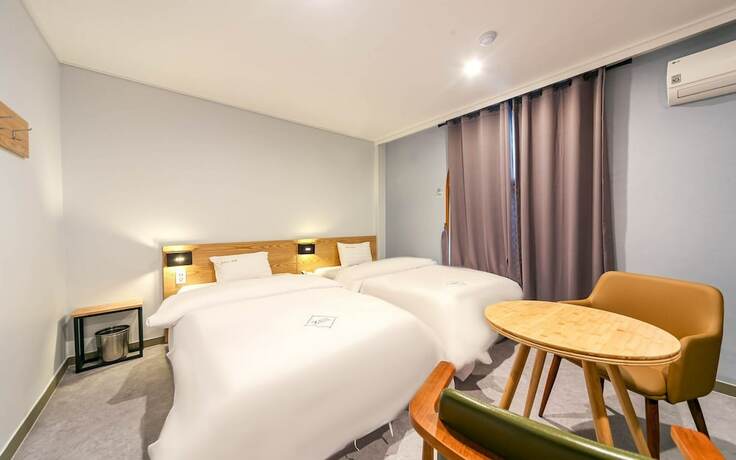 Imagen de la habitación del Hotel Wando Zeus. Foto 14