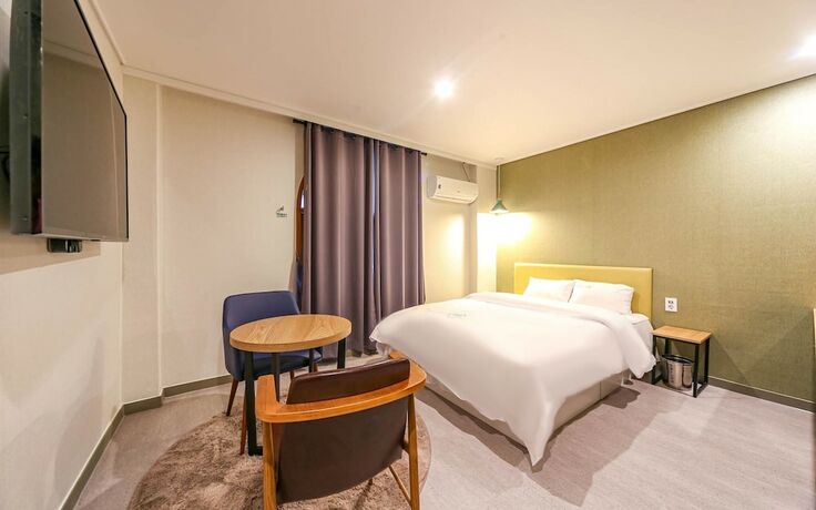 Imagen de la habitación del Hotel Wando Zeus. Foto 17