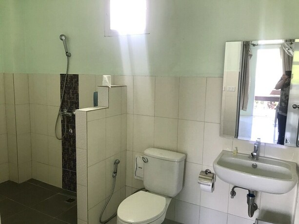 Imagen de la habitación del Hotel Wang Nam Khiao Baan Suan Pleanplean. Foto 11